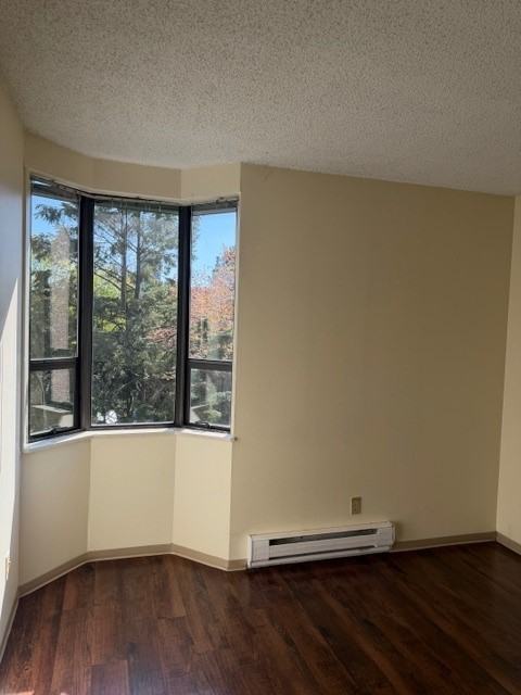 Barclay Place - Photo 4 of 16