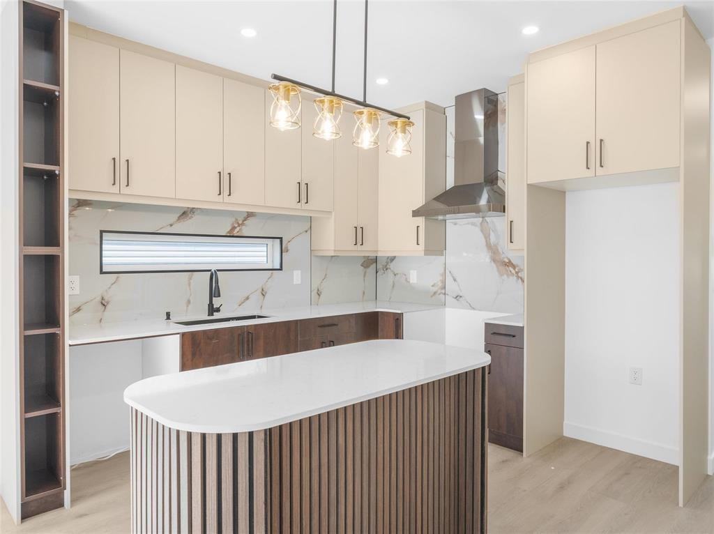 115 Blenheim Ave - Photo 2 of 31