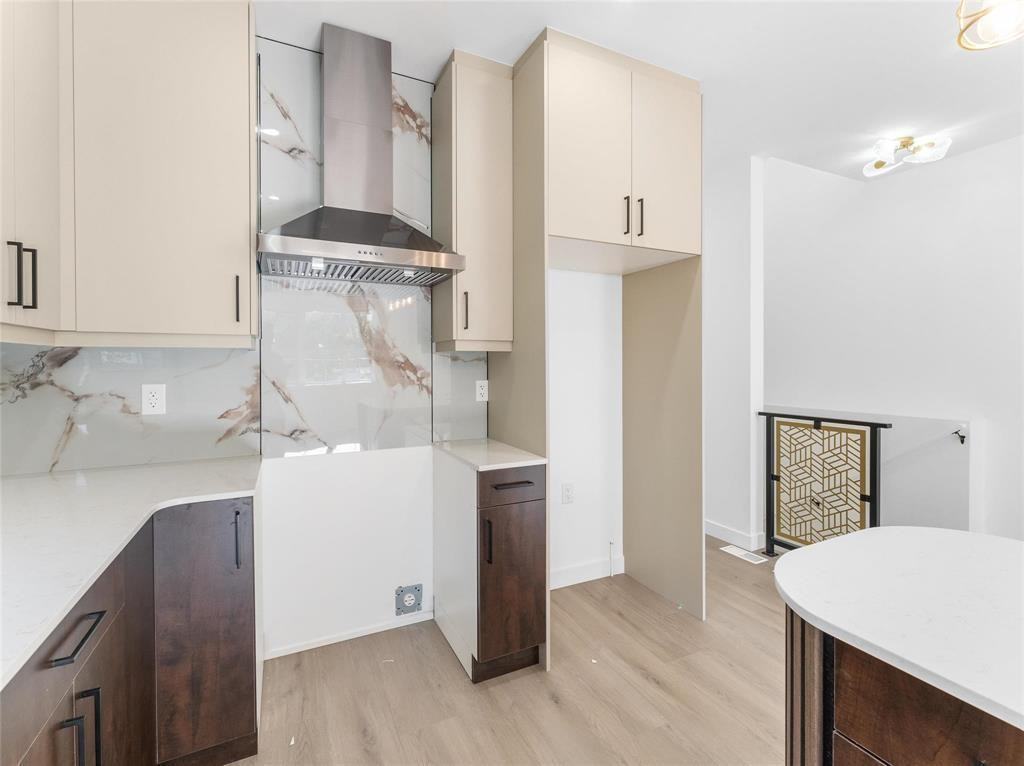115 Blenheim Ave - Photo 5 of 31