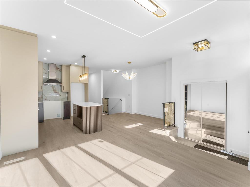 115 Blenheim Ave - Photo 7 of 31
