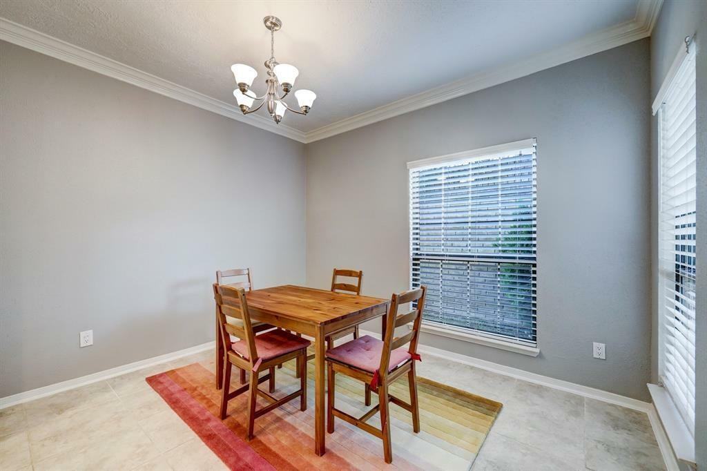 Kirby Dr #40 - Photo 5 of 17