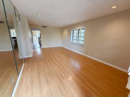 featured image of 917 Northeast 16th Avenue #16