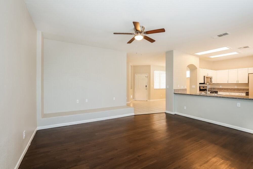 7637 Donald Nelson Ave - Photo 5 of 17