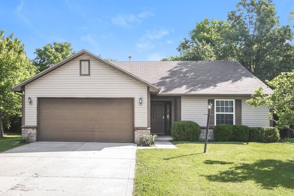 12044 Pepperwood Dr