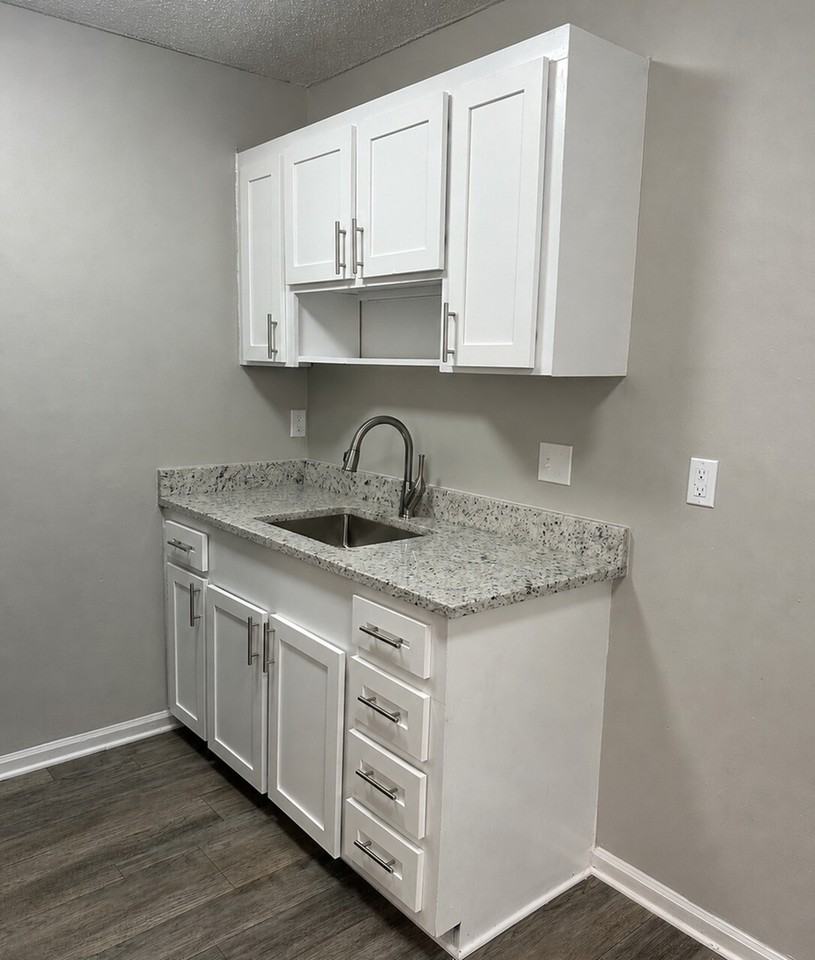 Ivey Creek Apartments - Photo 3 of 27