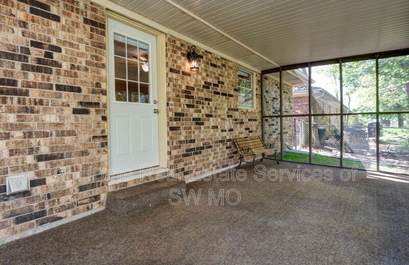 2425 S Dollison Ave - Photo 6 of 13