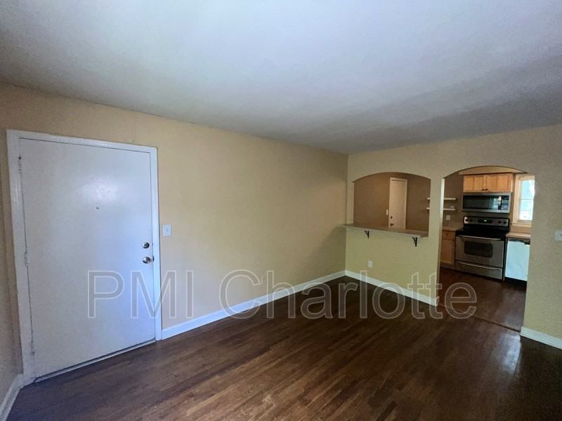 4317 Walker Rd #E - Photo 6 of 15