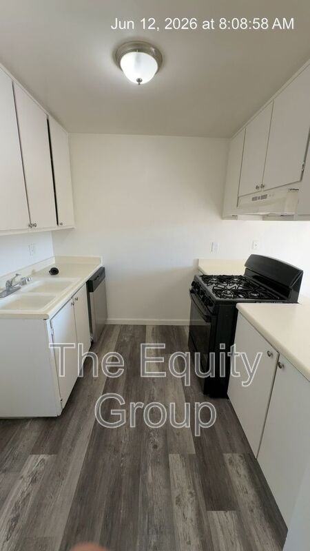 3549 W Campus Ave - Photo 4 of 28