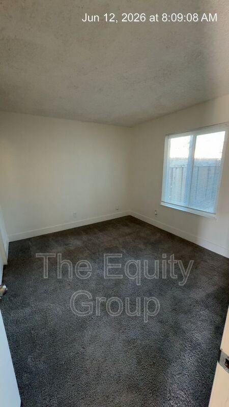 3549 W Campus Ave - Photo 6 of 28