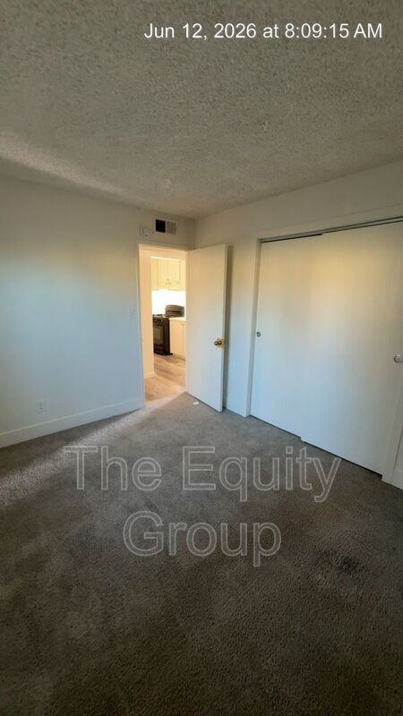 3549 W Campus Ave - Photo 7 of 28