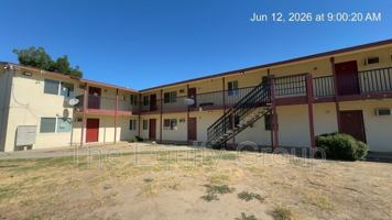 featured image of 352 S Blackstone St #8