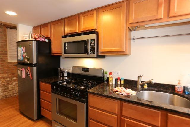 2513 N Southport Ave #G - Photo 3 of 20