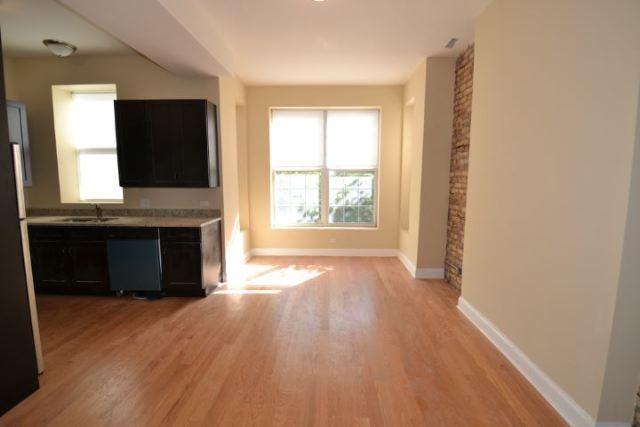 1738 W Huron St #2F - Photo 5 of 17