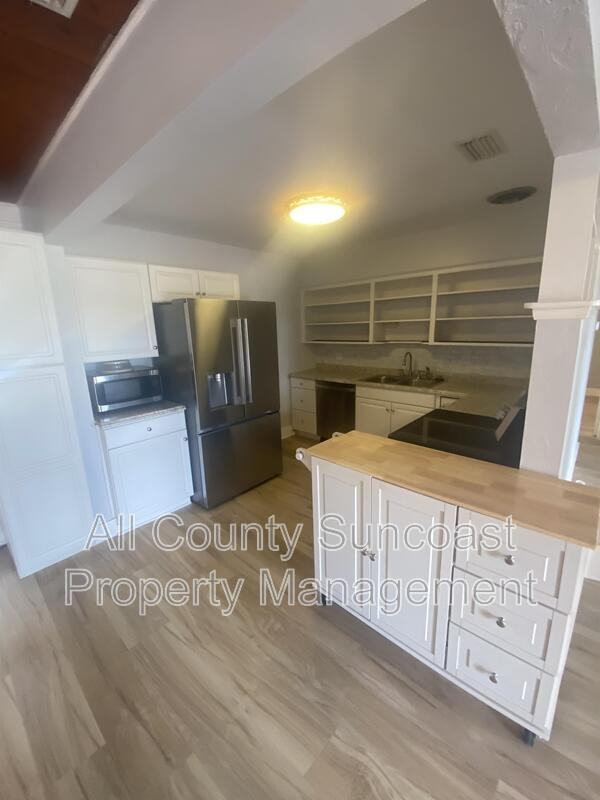 5613 23rd Ave S - Photo 4 of 14