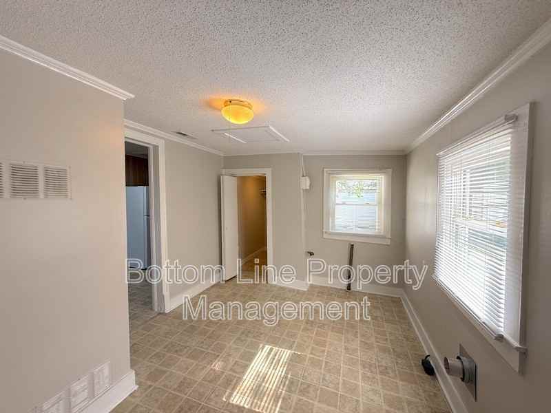 216 Lineberger St - Photo 6 of 10
