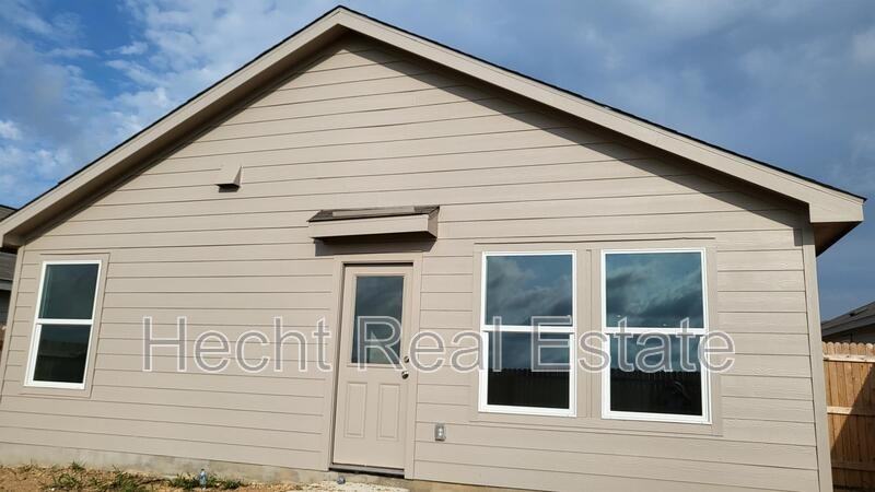 9137 Navarro Vis - Photo 6 of 31