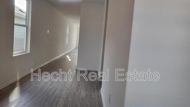 9137 Navarro Vis - Photo 7 of 31
