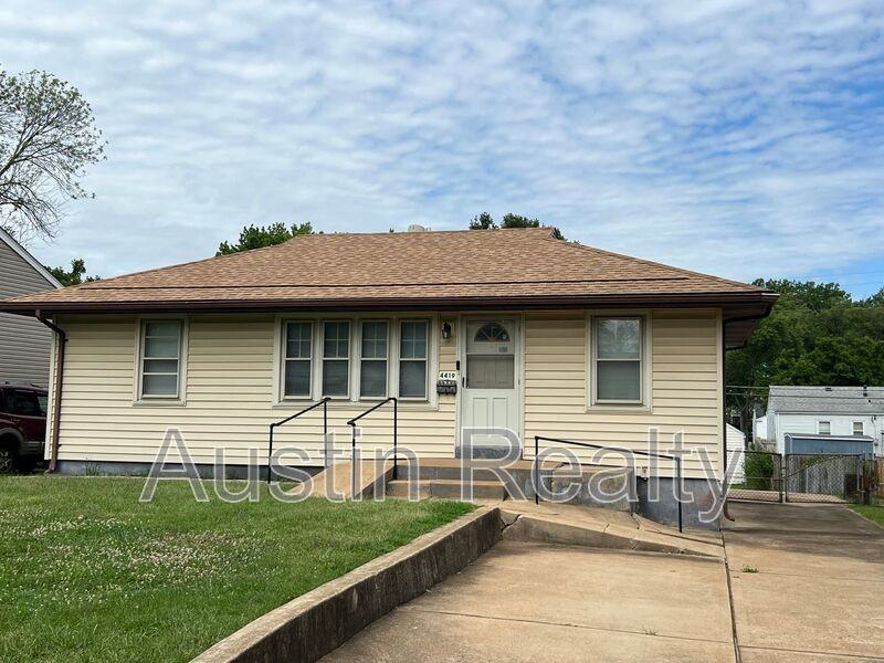 4419 Lindscott Ave