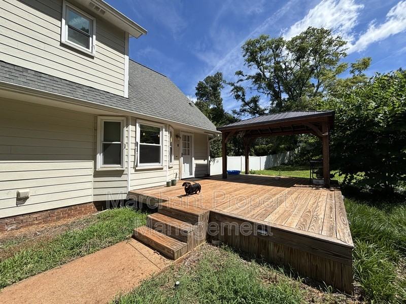 208 Frances Cannon Dr - Photo 7 of 8