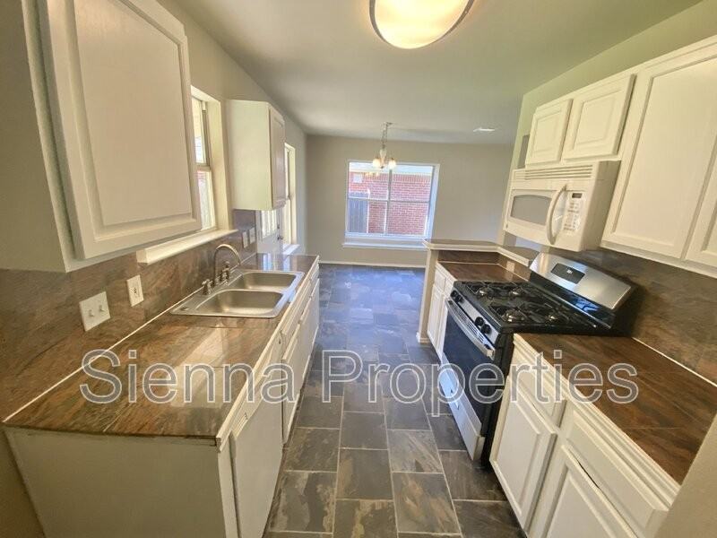 6417 Orange Blossom Way - Photo 7 of 25
