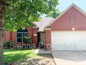 209 N Blue Ridge Pkwy - Photo 1 of 1