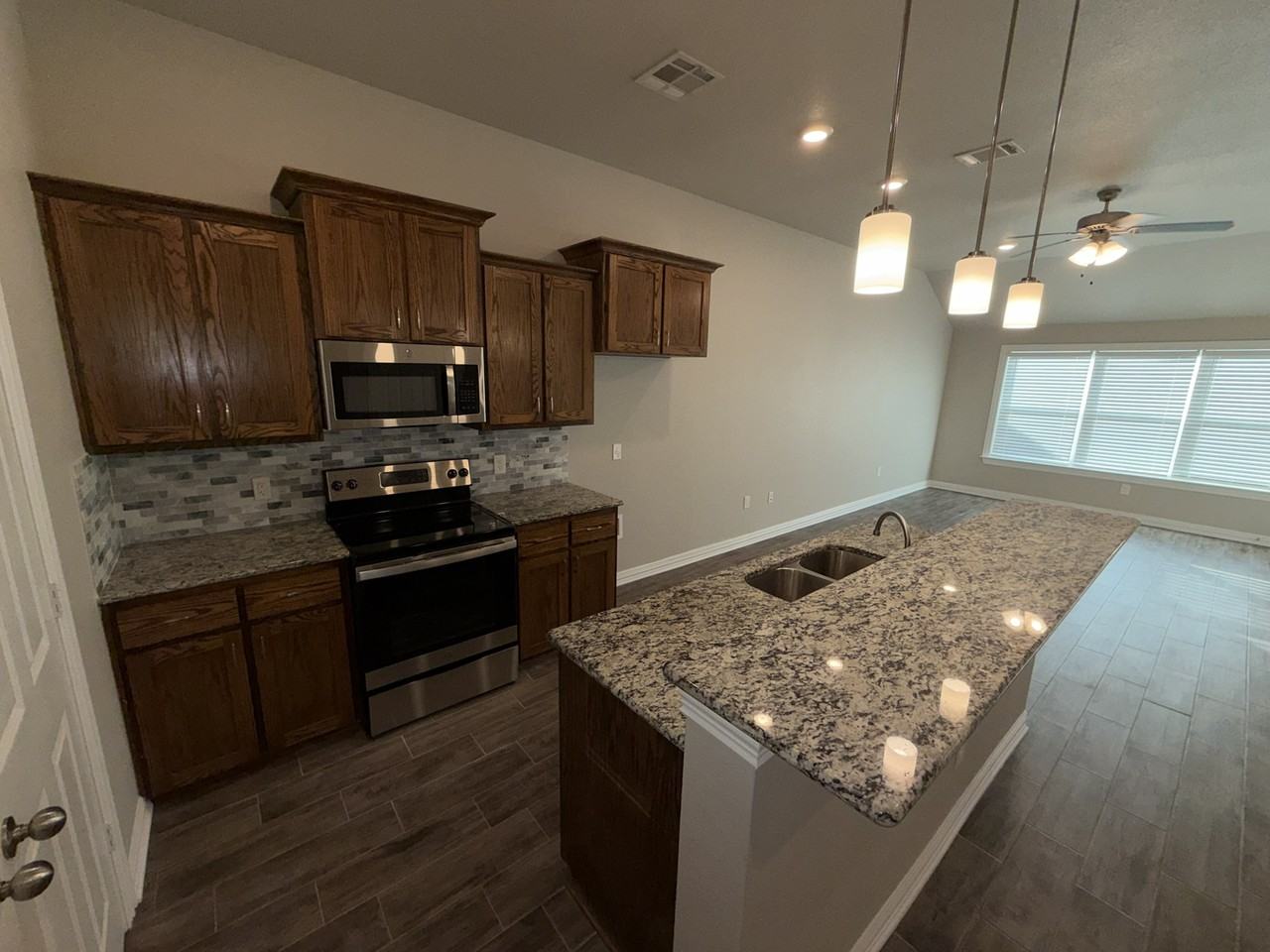 3309 Addison Way - Photo 2 of 14