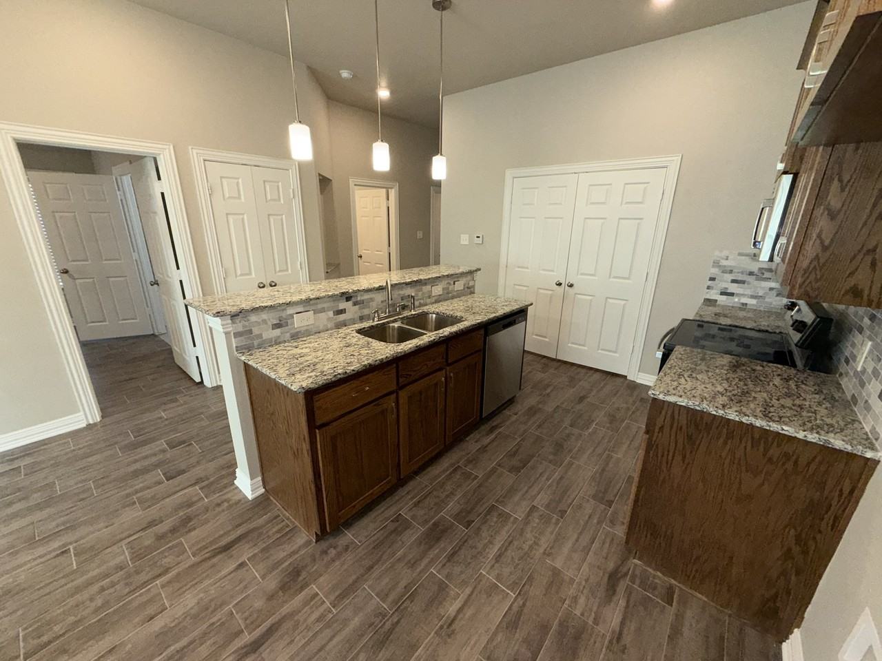 3309 Addison Way - Photo 6 of 14