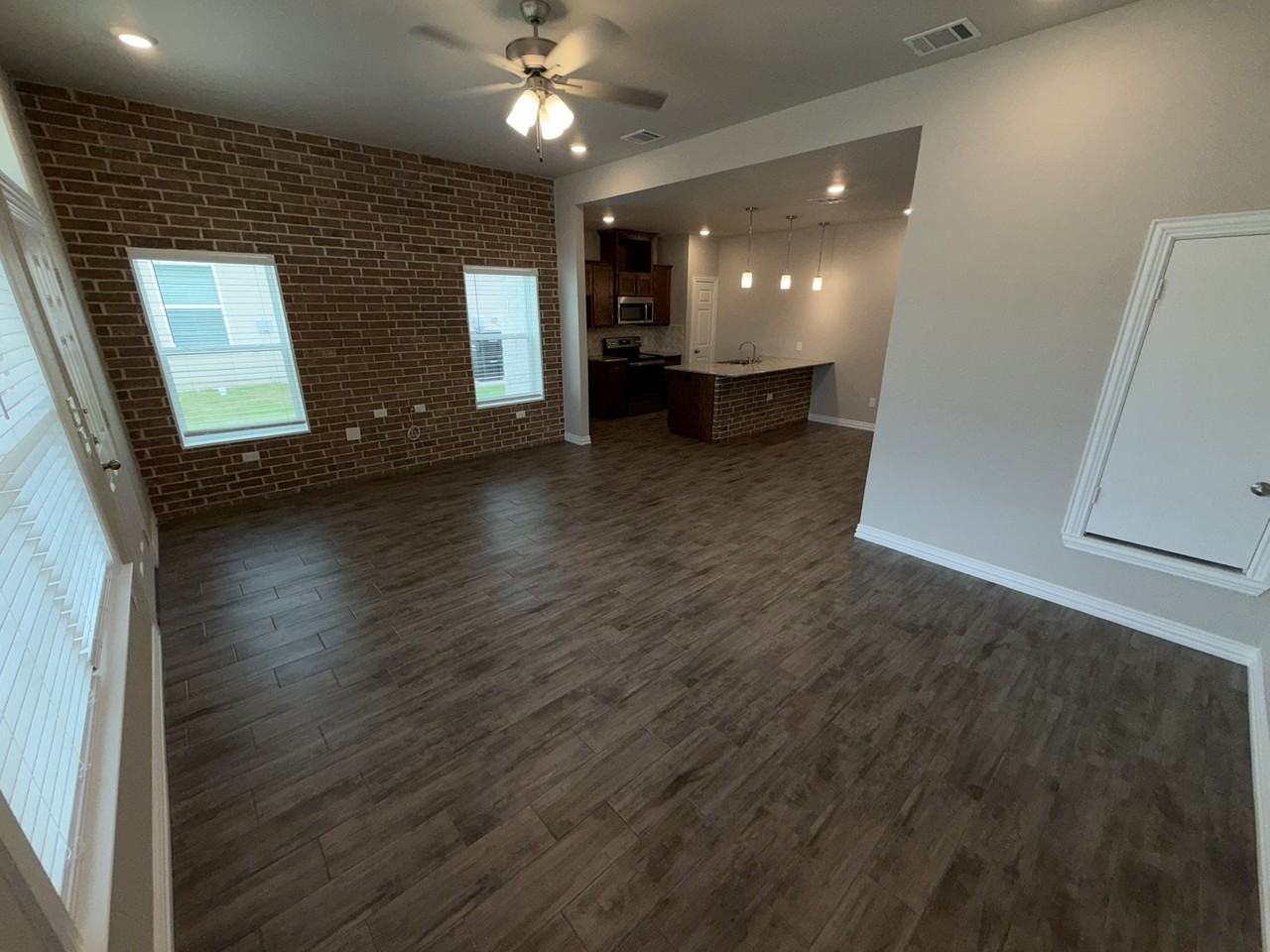 3415 Fenway Circle - Photo 3 of 12