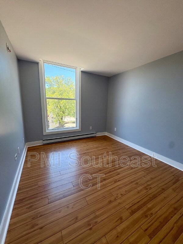 4 Coggswell St #17 - Photo 5 of 13