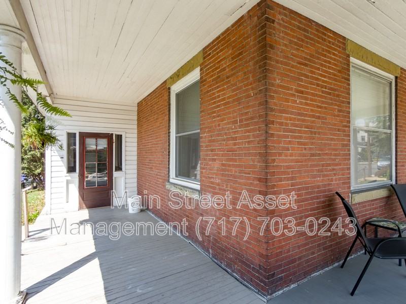 139 S 29th St #1 - Photo 2 of 28