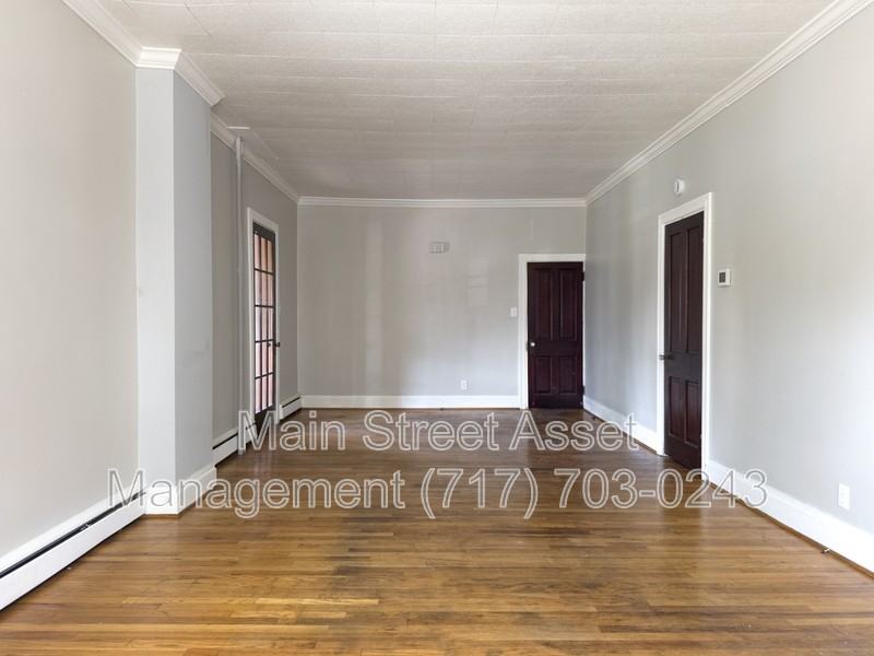 139 S 29th St #1 - Photo 5 of 28