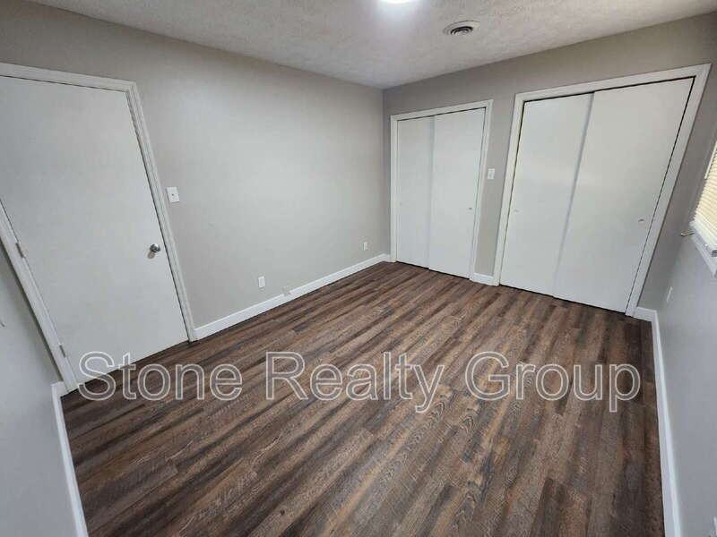 4435 S Sioux St #4 - Photo 5 of 9