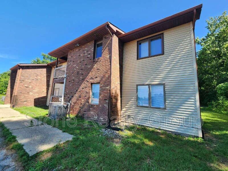4480 S Sioux St #D - Photo 2 of 10