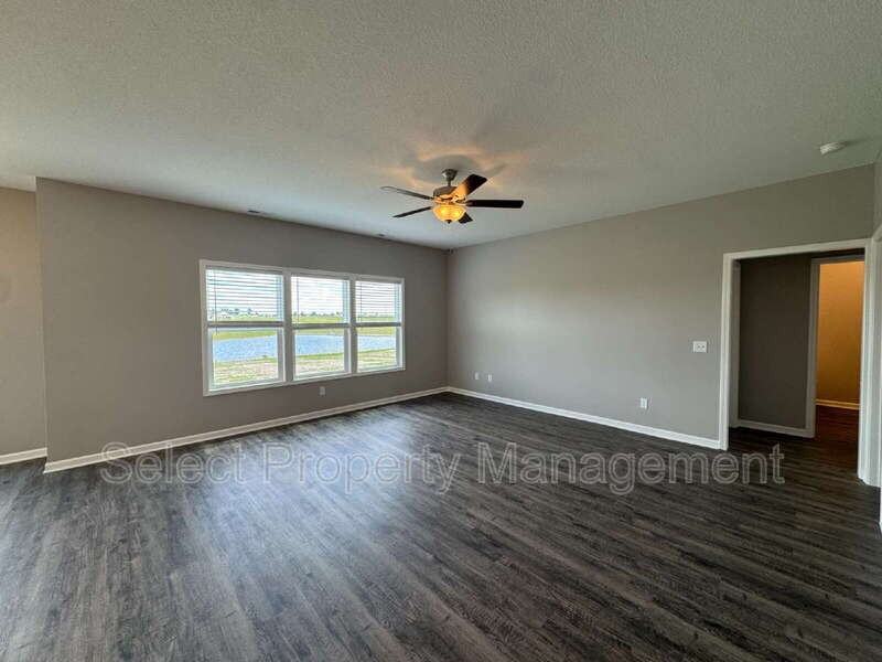10763 Iron Works Way - Photo 3 of 20