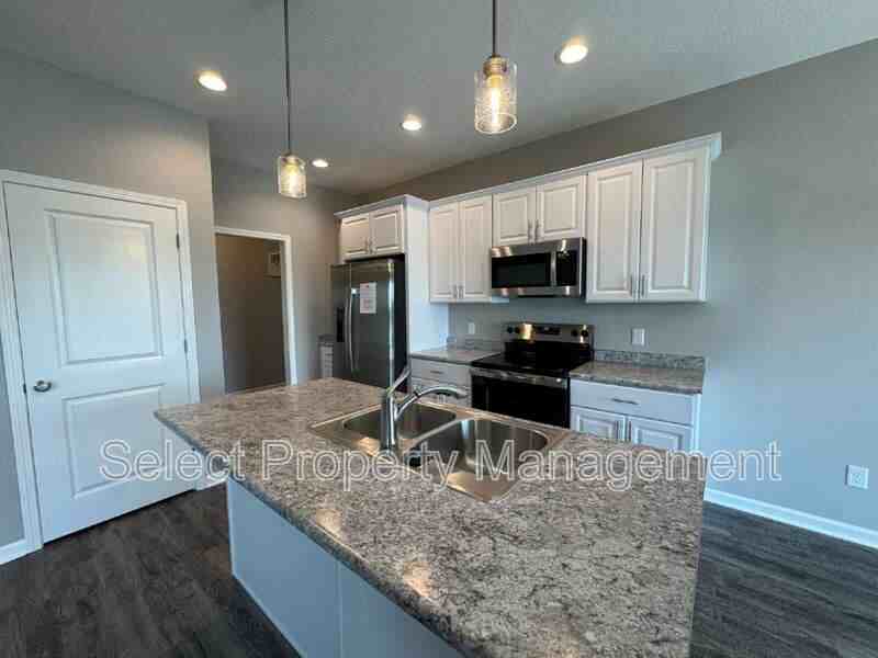 10763 Iron Works Way - Photo 5 of 20