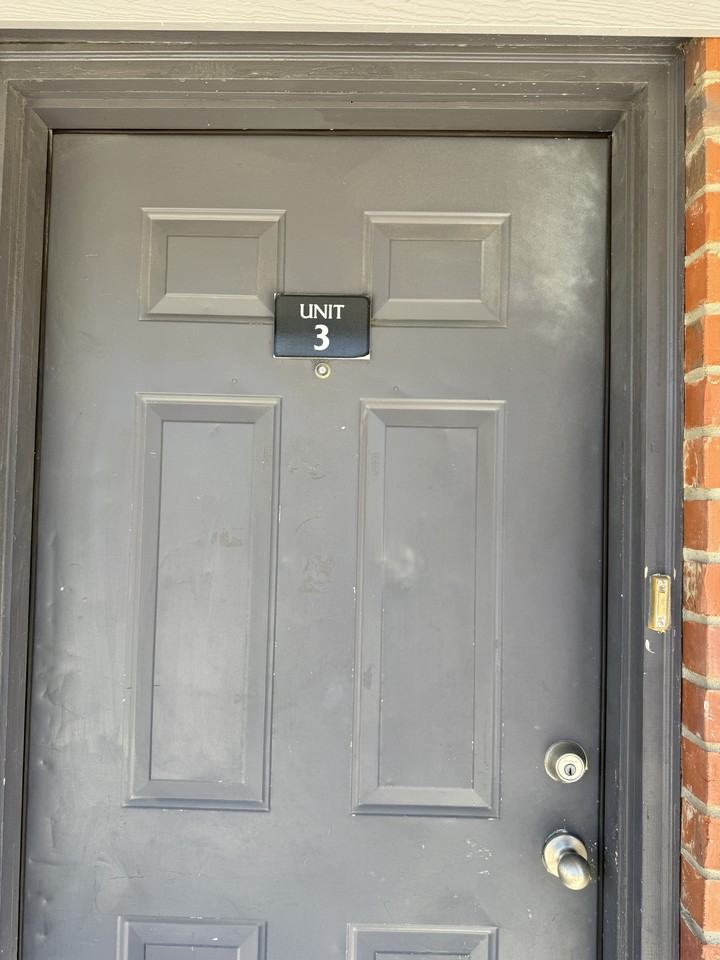 2825 Cedar Circle - Photo 2 of 10