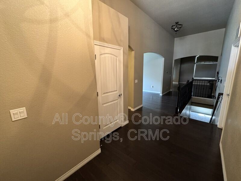 17888 White Marble Dr - Photo 3 of 31