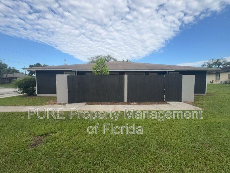 5485 Se 30th Pl #A - Photo 4 of 41