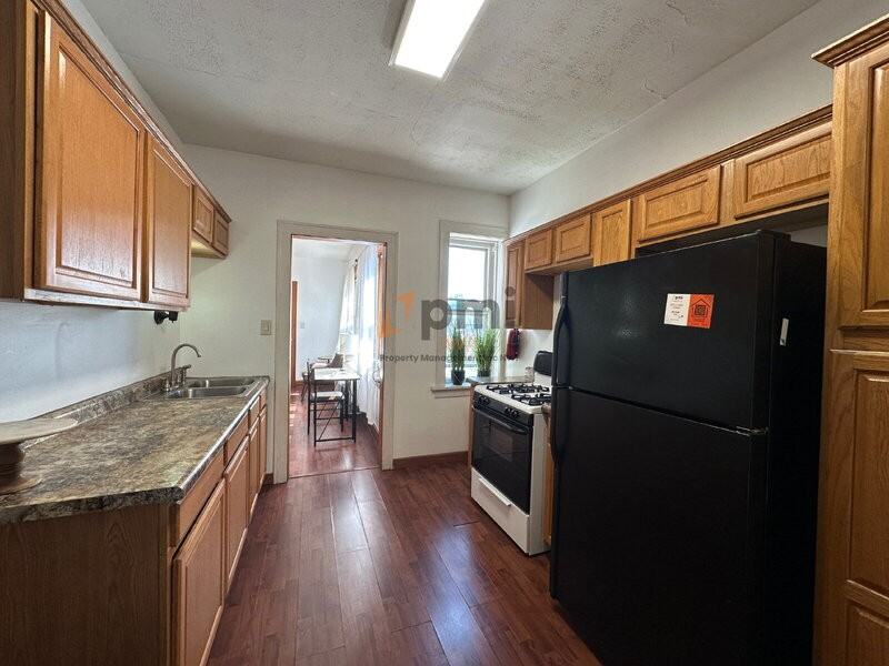 1308 119th St - Photo 6 of 18