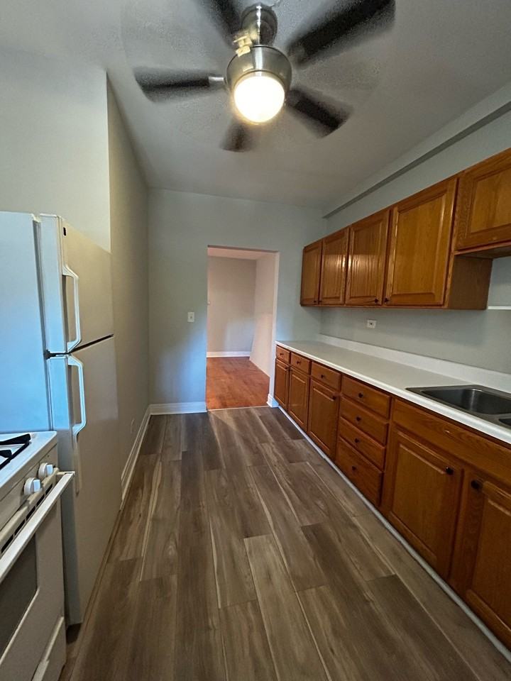 3922 North Milwaukee Avenue - Photo 5 of 22