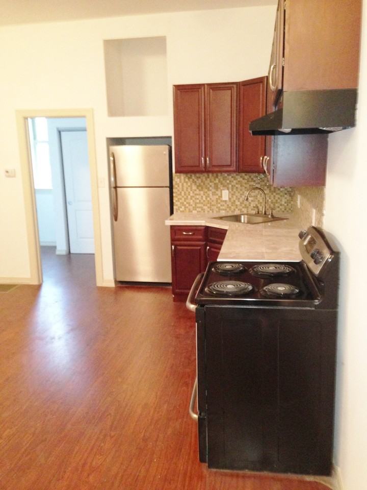 4708 Chestnut Street - Photo 2 of 11