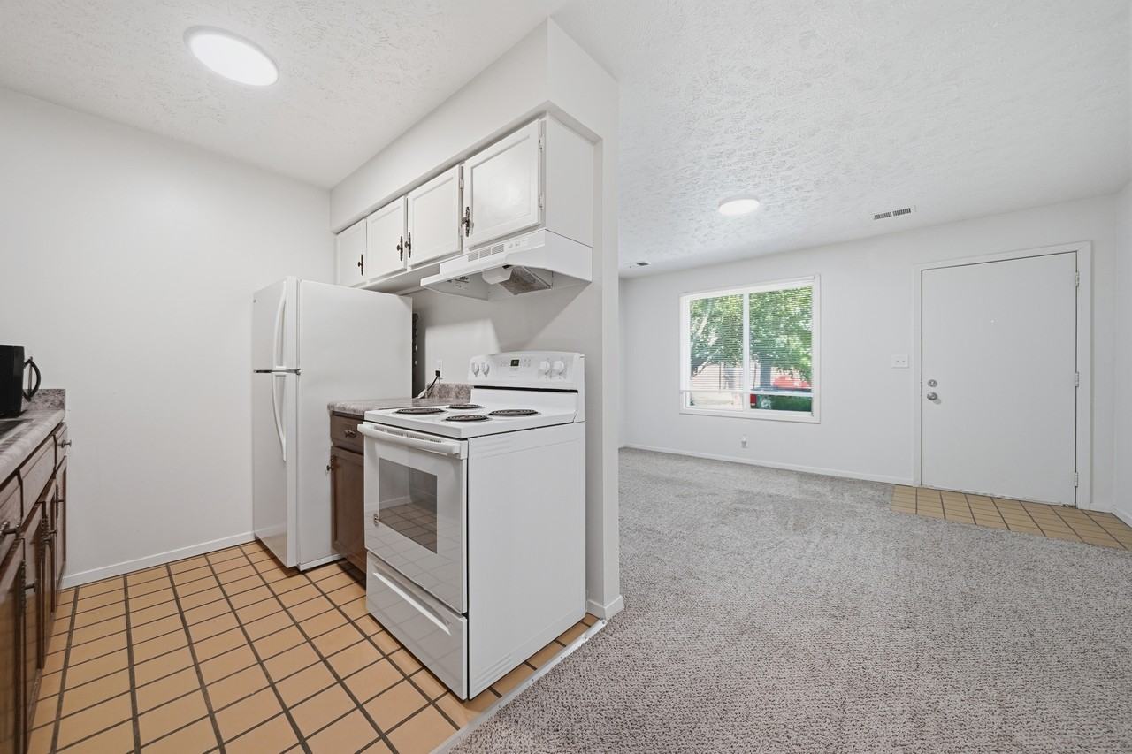 2825 North 47th Street - Photo 3 of 9