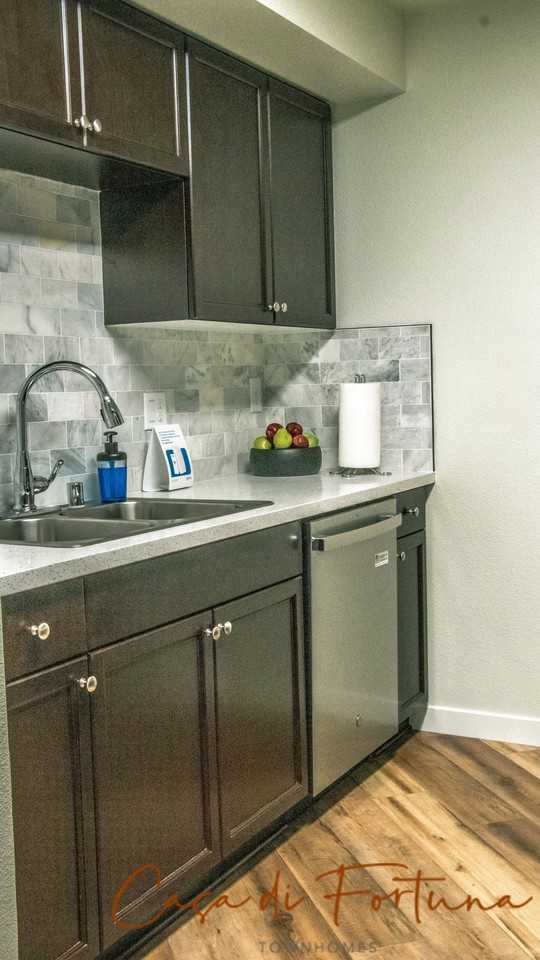 5860 Casa di Fortuna Luxury town Homes - Photo 7 of 42