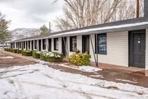 featured image of 1180 S Cove View Rd