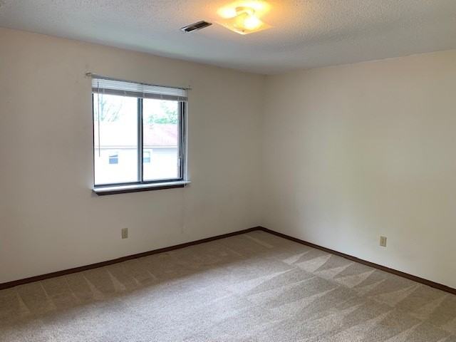 1614 Amelia Street - Photo 6 of 11