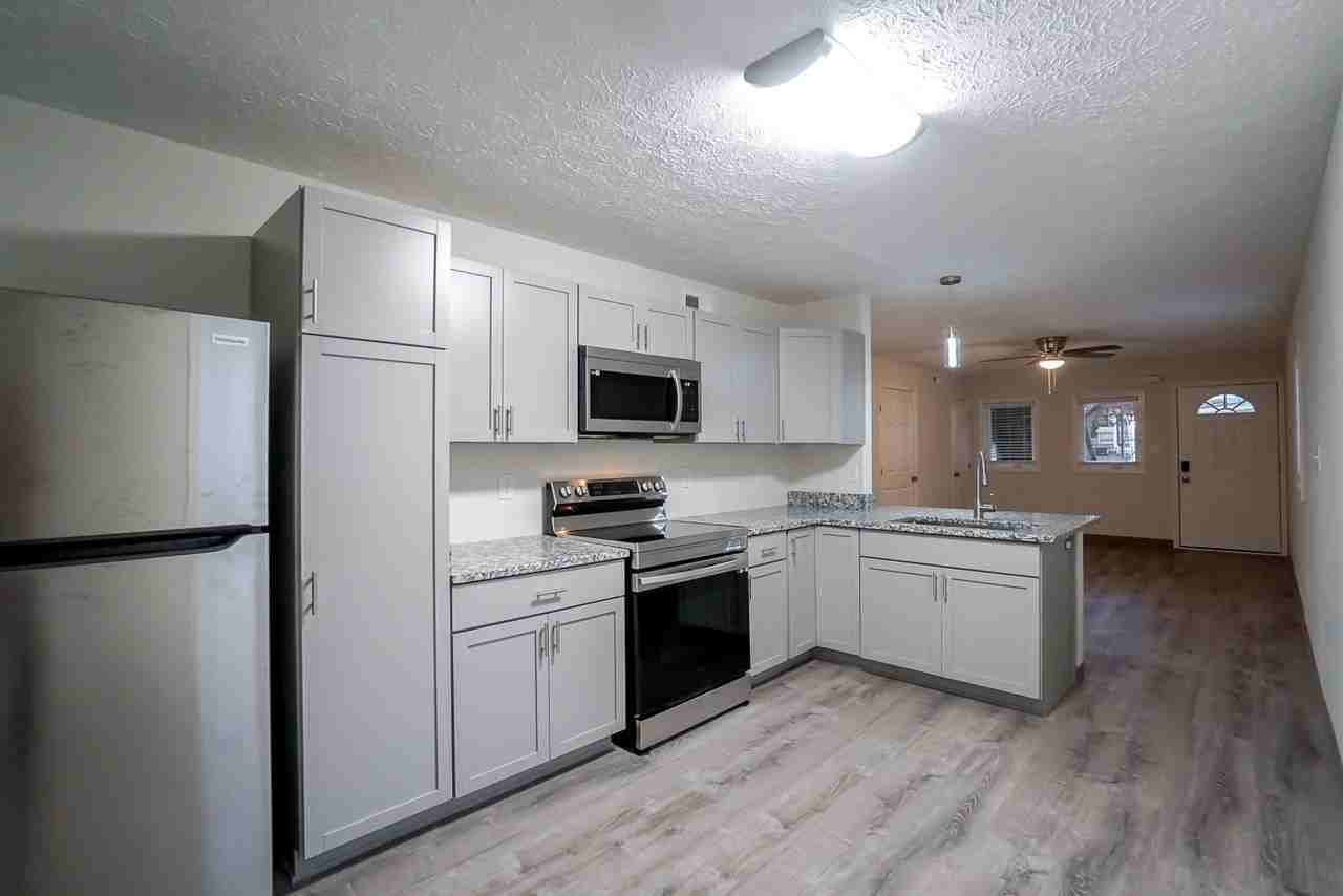 1638 West Kentucky Street - Photo 4 of 11
