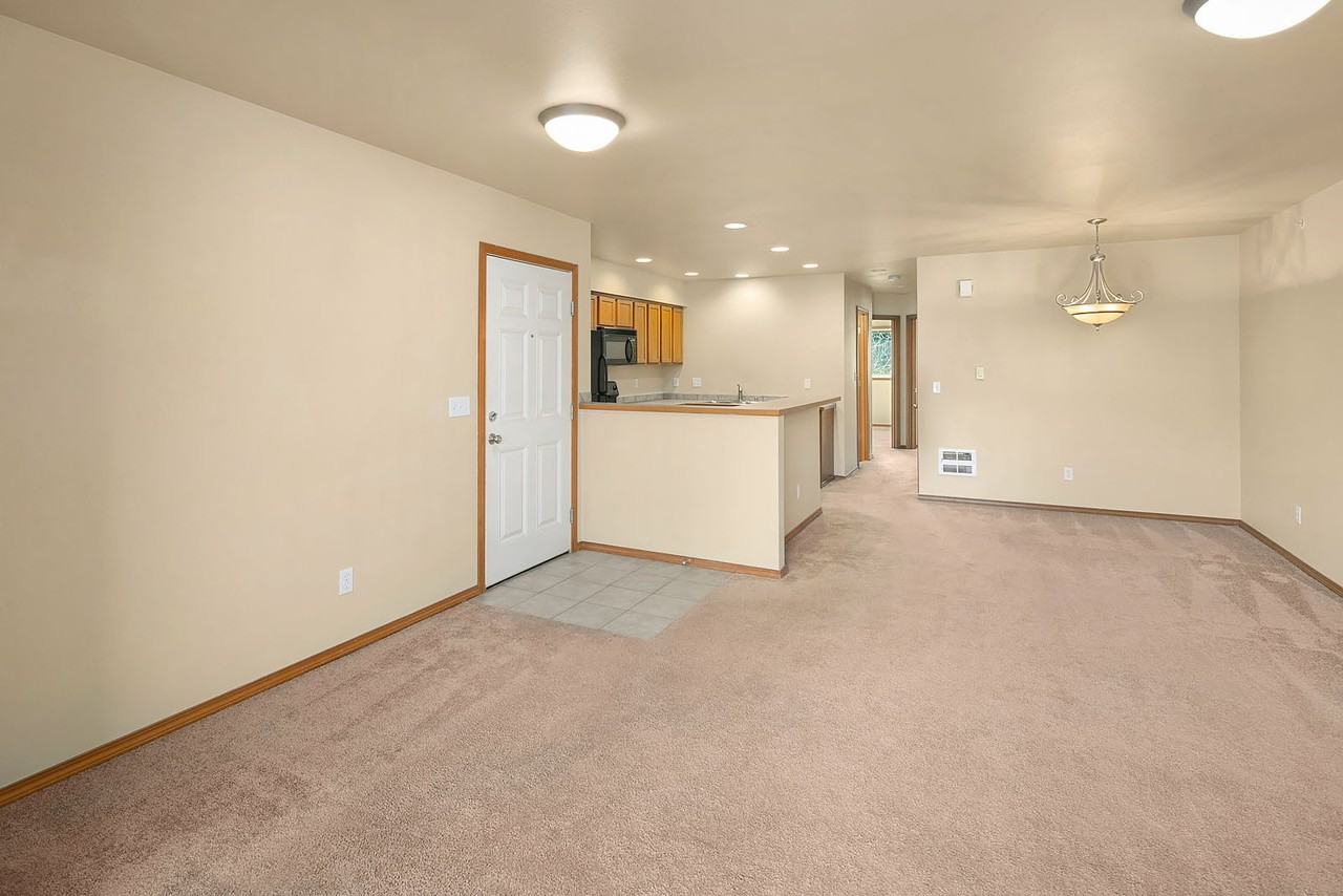 Chelsea Court Apartments - Photo 2 of 15