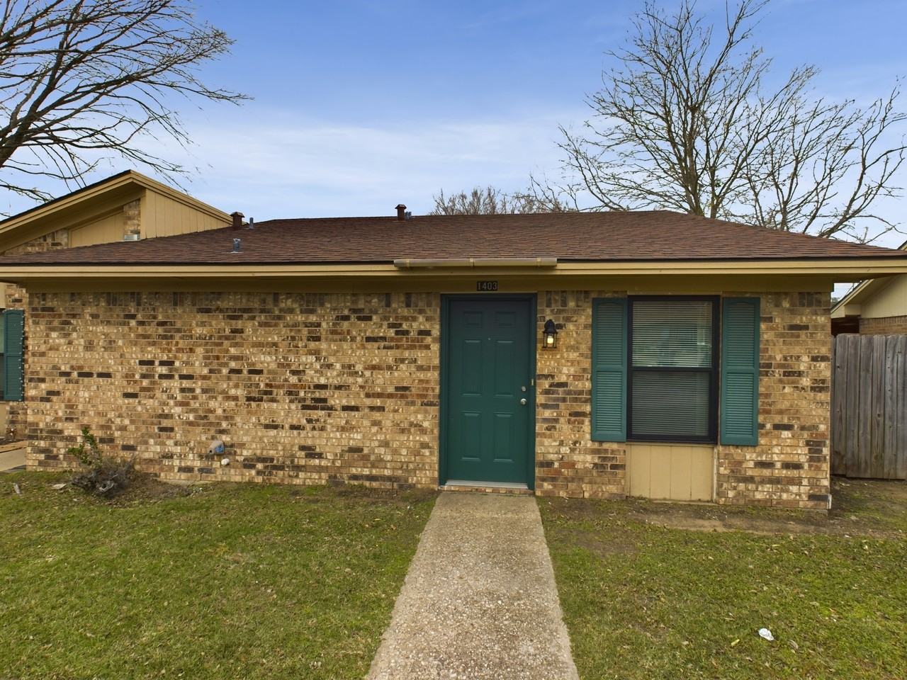 1403 Gramma Court - Photo 2 of 11