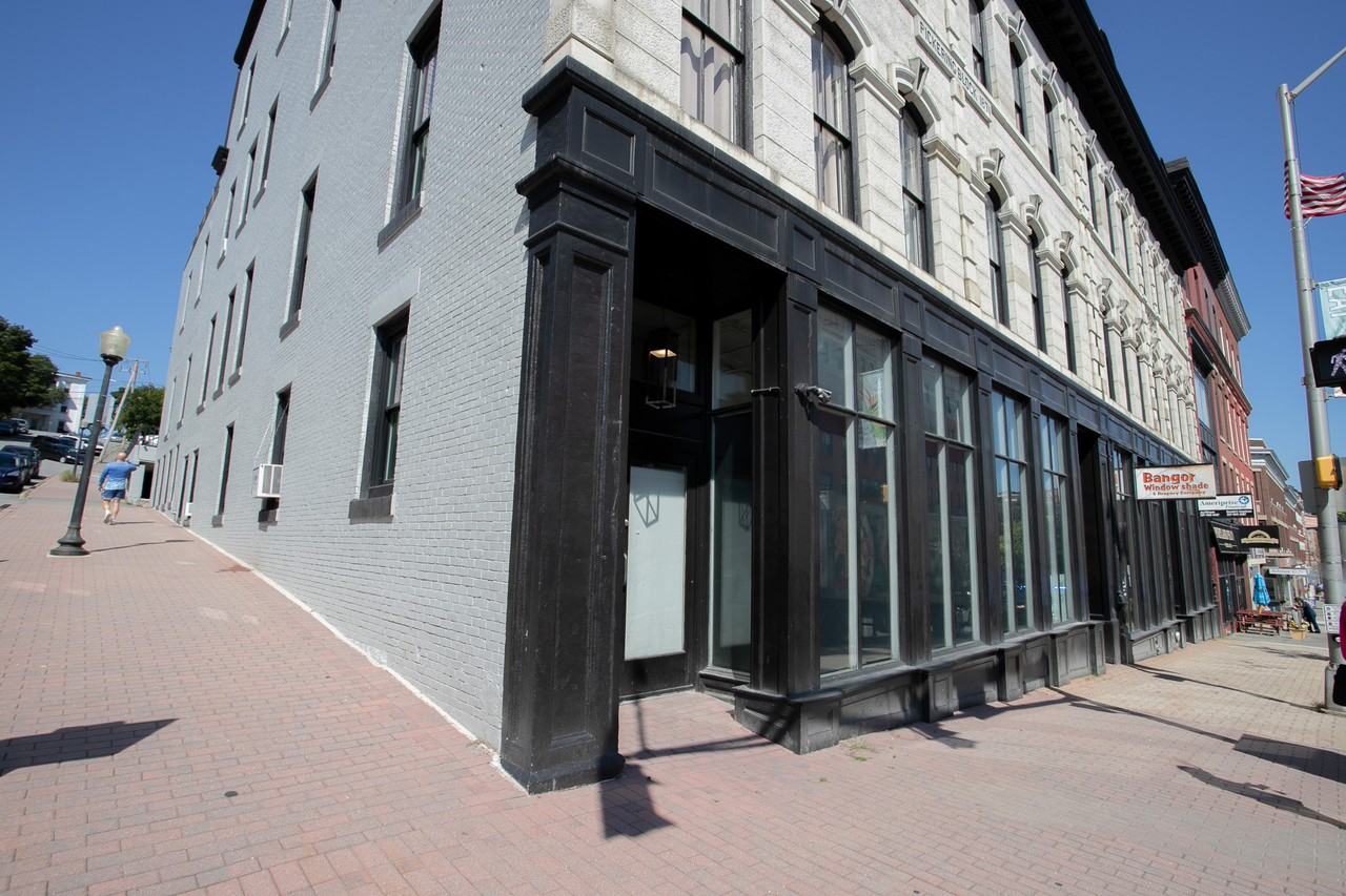 92 Columbia St - Photo 3 of 21