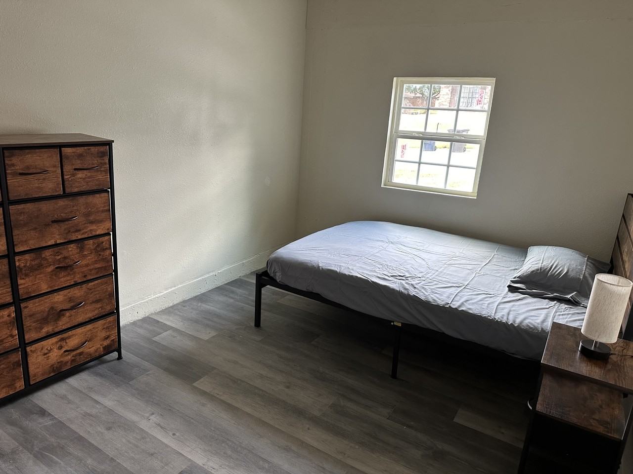 2600 Shasta Court - Photo 2 of 9
